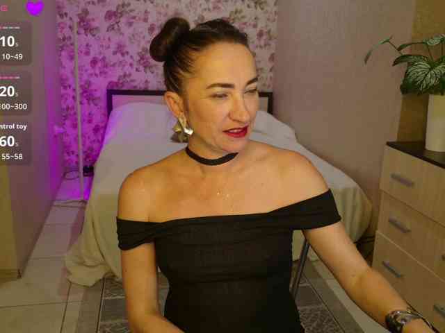 AnneKarma webcam