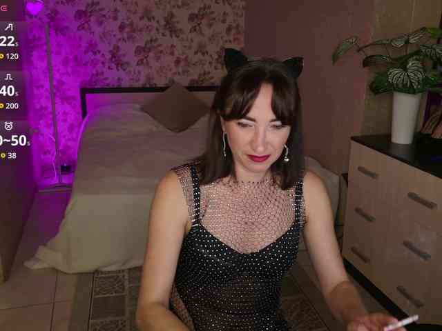 AnneKarma webcam