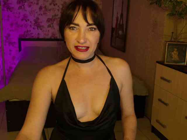 AnneKarma webcam