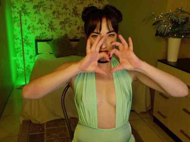 AnneKarma webcam