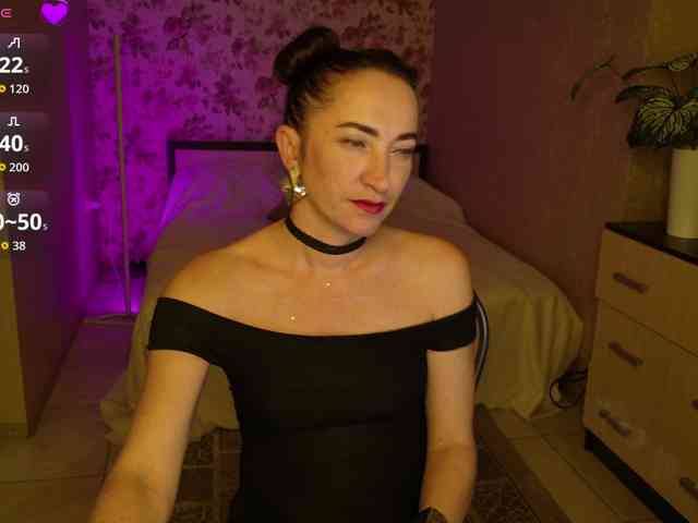 AnneKarma webcam