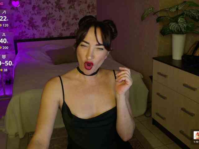 AnneKarma webcam