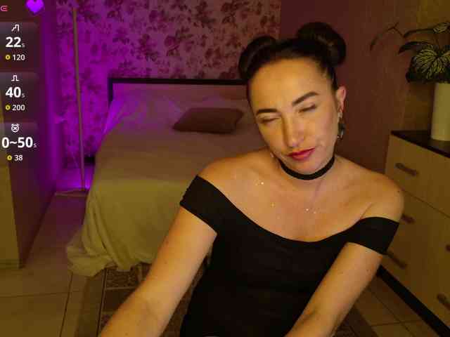 AnneKarma webcam