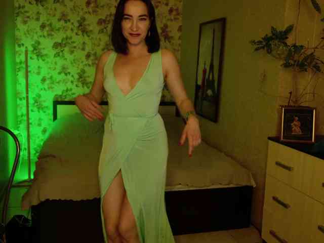 AnneKarma webcam