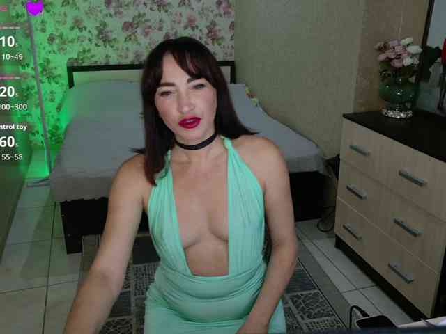 AnneKarma webcam