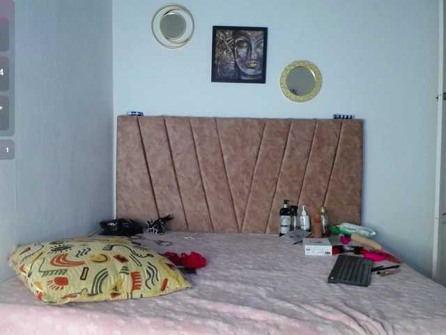 Issa-love live cam on BongaCams