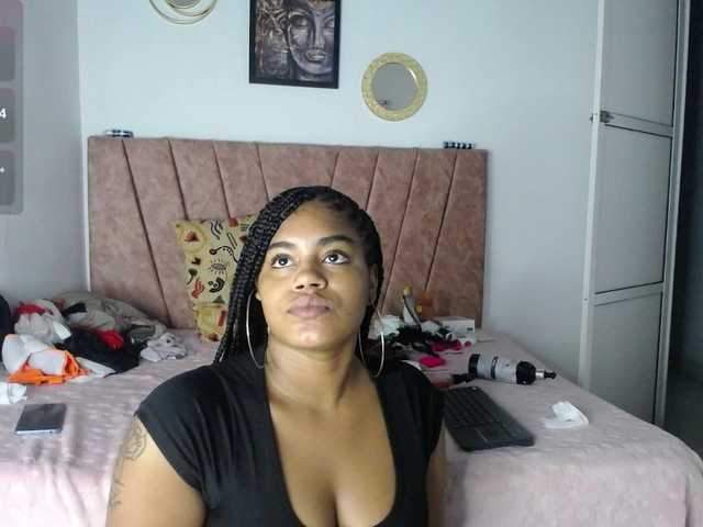 Issa-love live cam on BongaCams