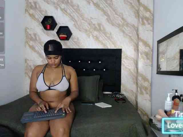 Issa-love webcam