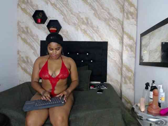 Issa-love webcam