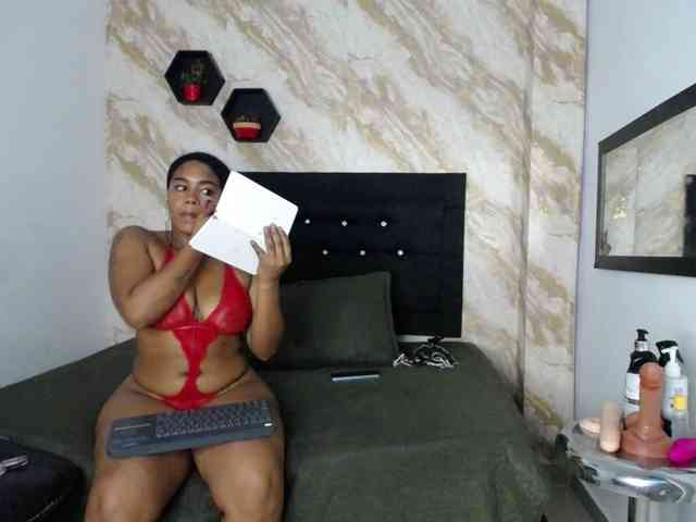 Issa-love webcam