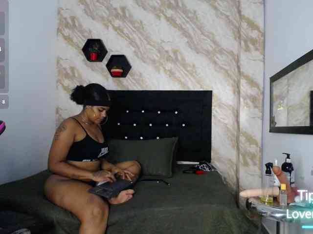 Issa-love webcam