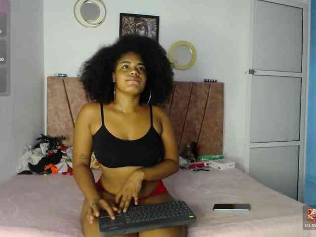 Issa-love webcam