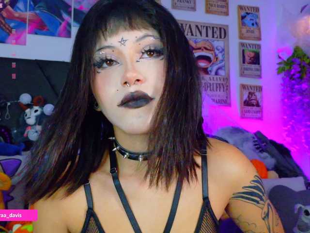Zaradavis live cam on BongaCams