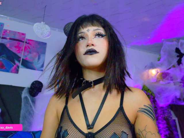 Zaradavis live cam on BongaCams
