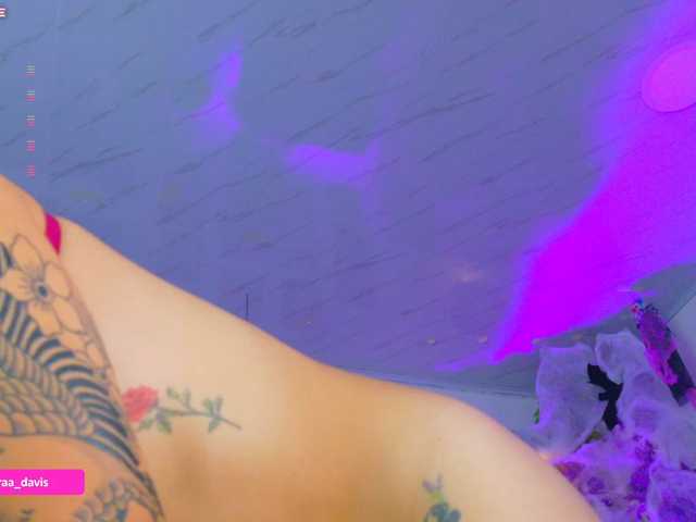 Zaradavis live cam on BongaCams