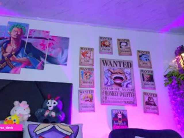 Zaradavis live cam on BongaCams