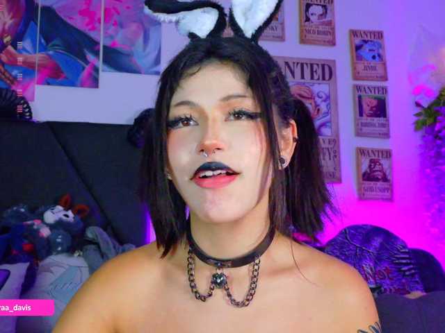 Zaradavis live cam on BongaCams