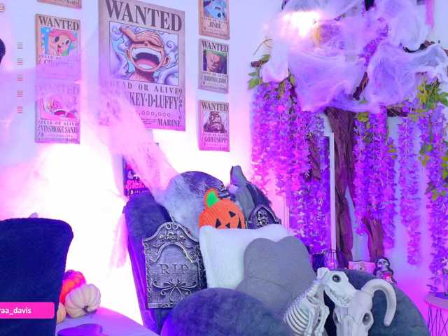 Zaradavis live cam on BongaCams