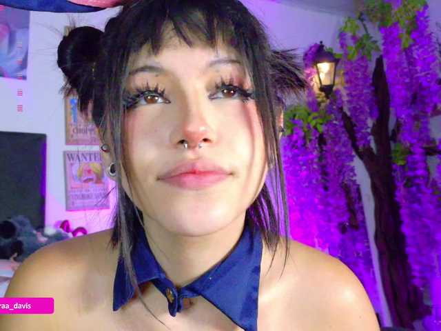 Zaradavis live cam on BongaCams