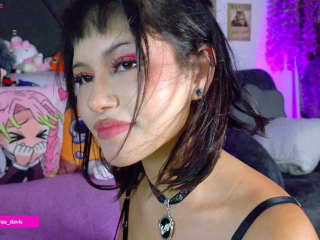 Zaradavis live cam on BongaCams