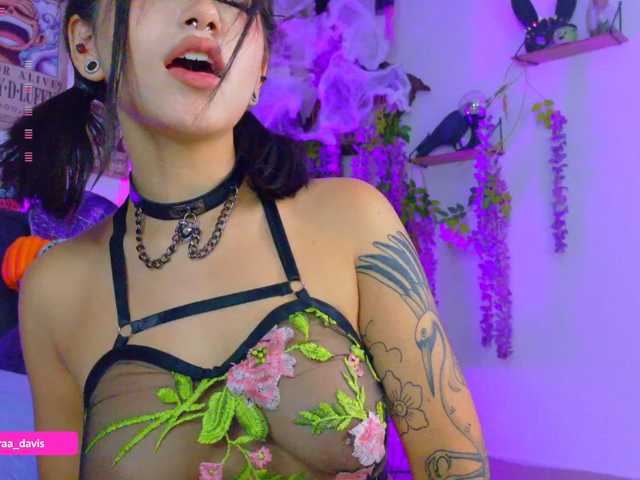 Zaradavis live cam on BongaCams