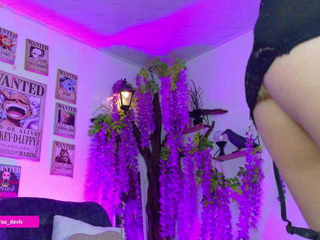 Zaradavis live cam on BongaCams