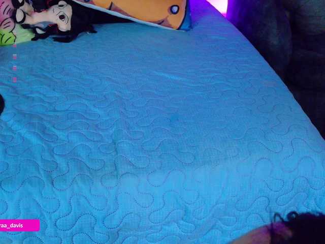 Zaradavis live cam on BongaCams