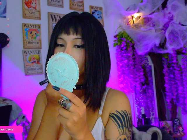 Zaradavis live cam on BongaCams