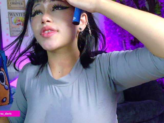 Zaradavis live cam on BongaCams