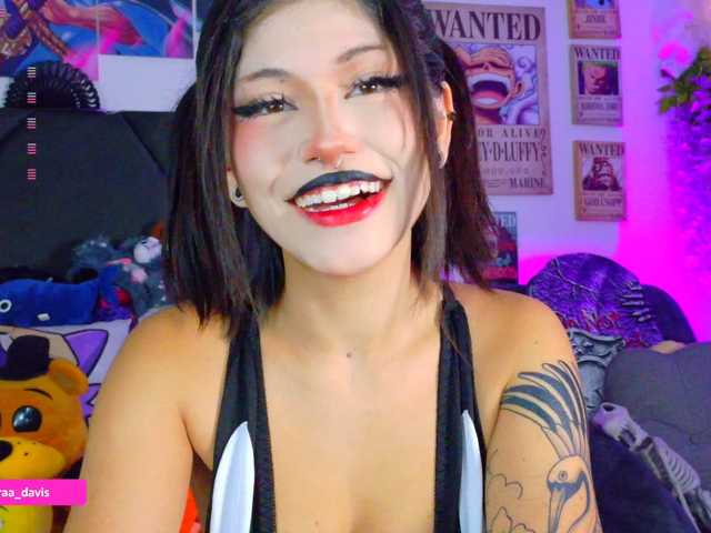 Zaradavis live cam on BongaCams