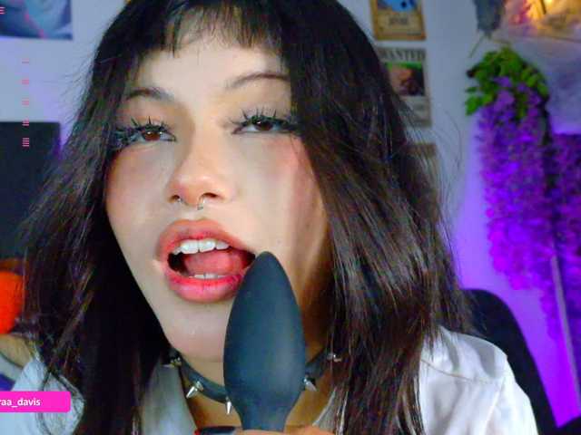 Zaradavis live cam on BongaCams