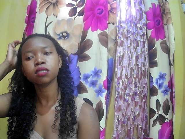 valeria223's BongaCams show and profile