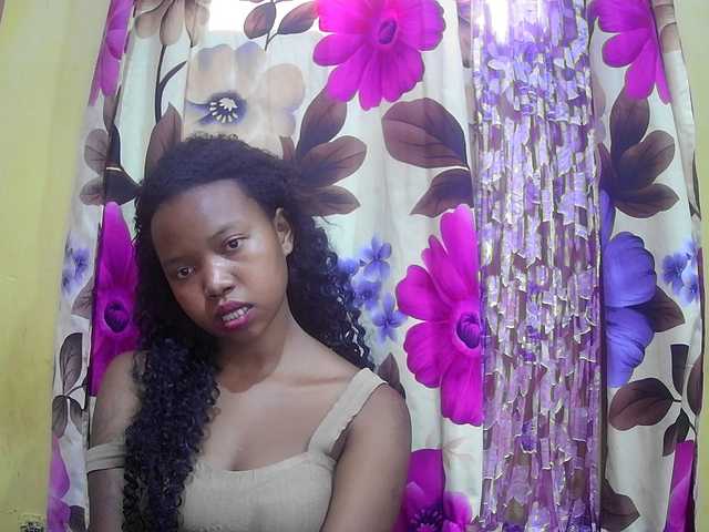 valeria223's BongaCams show and profile