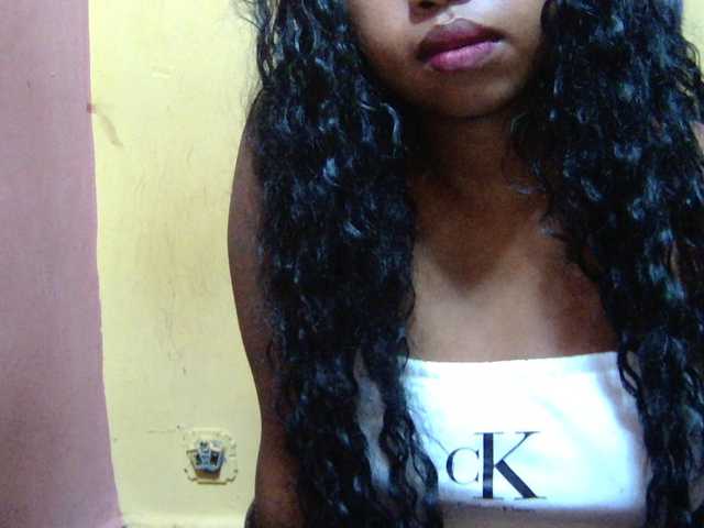 valeria223 live cam on BongaCams