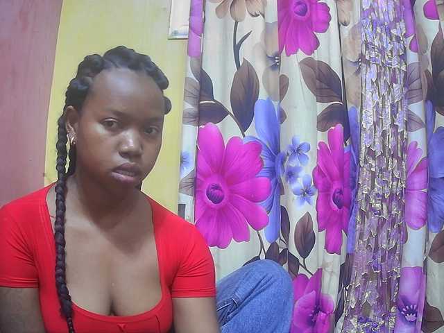 valeria223 live cam on BongaCams
