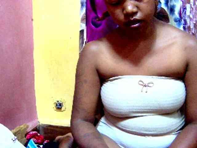 valeria223 webcam
