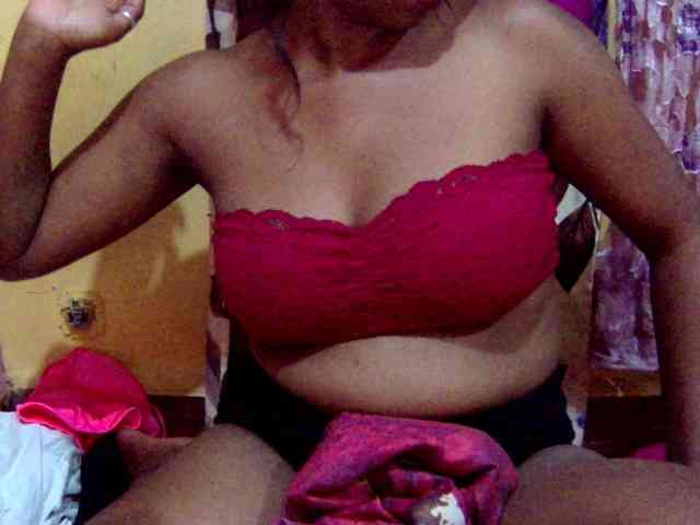 valeria223 webcam