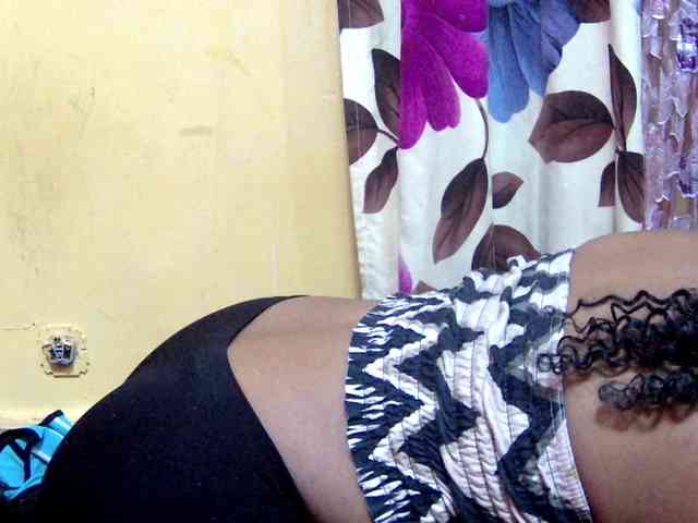 valeria223 webcam