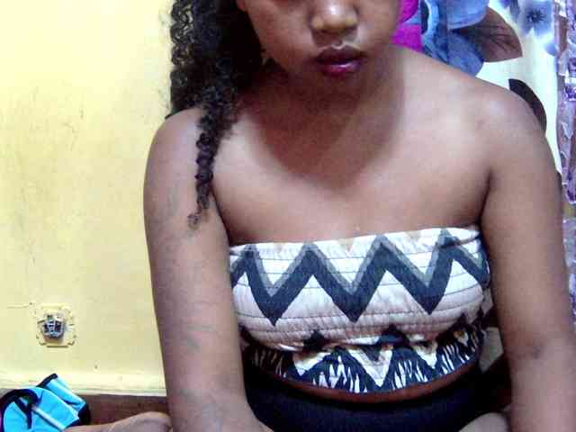 valeria223 Live Webcam on BongaCams