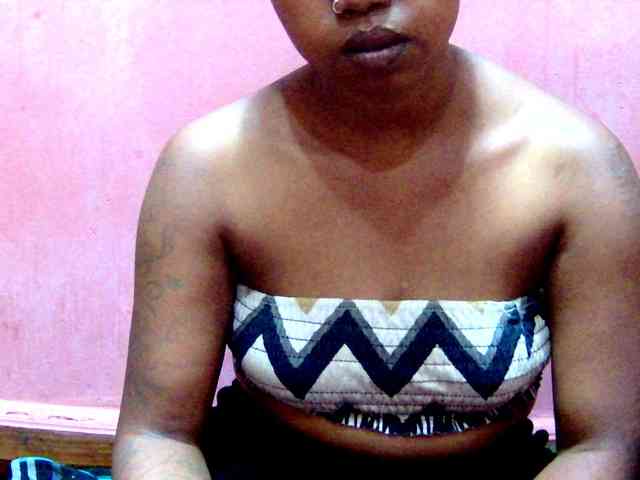 valeria223 webcam
