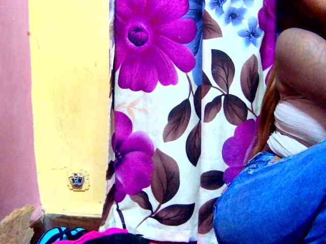 valeria223 webcam