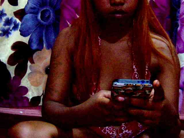 valeria223 webcam