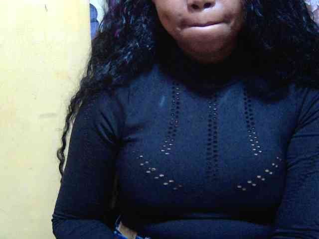 valeria223 webcam