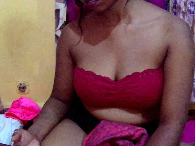 valeria223 webcam