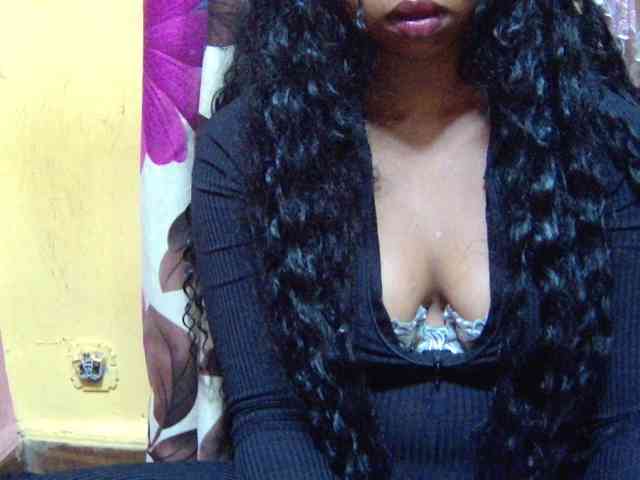 valeria223 webcam