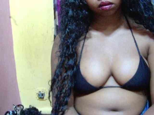 valeria223 Live Webcam on BongaCams