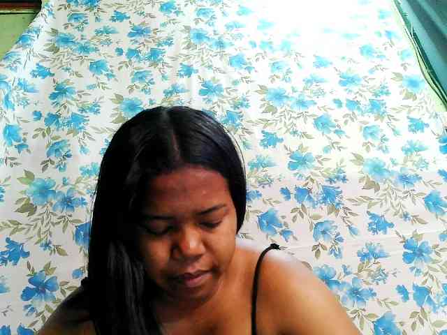 lesly11 webcam