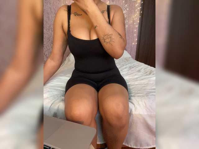 Lollypopp505 live cam on BongaCams