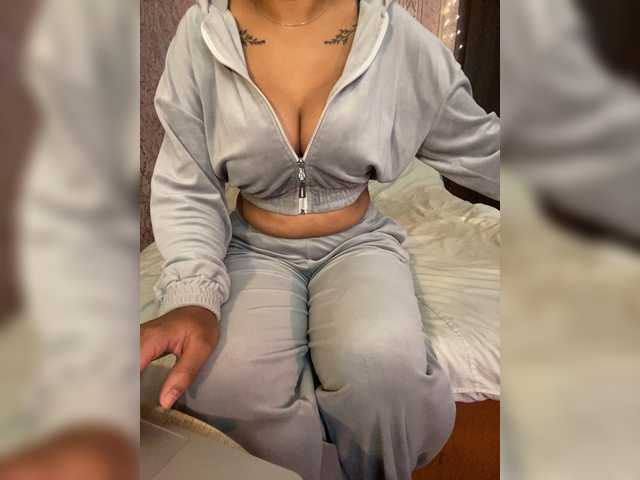 Lollypopp505 live cam on BongaCams