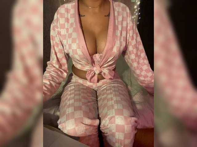 Lollypopp505 live cam on BongaCams